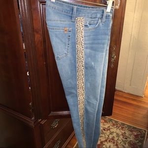 Womens Joes Jeans Size 26 leopard print panel down sides of jeans new with tags